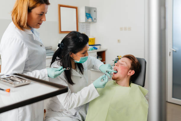 Best Emergency Dental Care for Abscessed Tooth in Rio Bravo, TX